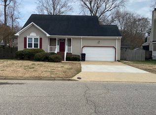 2568 Level Loop Rd, Virginia Beach, VA 23456