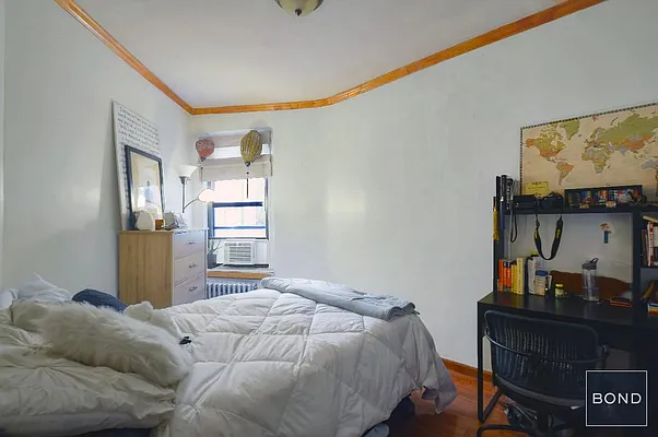 Rented by Bond New York | media 43