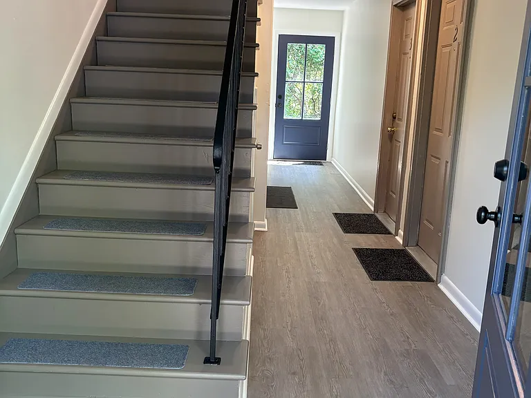 119 Old Country Club Rd #6 — Photo 5