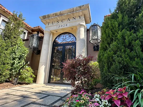 5926 Sandhurst Ln APT 124, Dallas, TX 75206