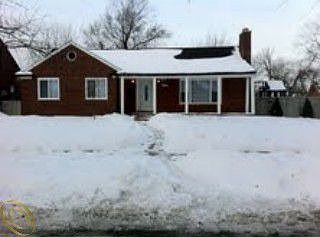 1st image of 20951 Country Club Dr