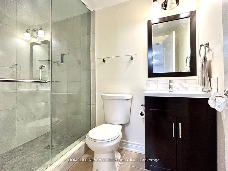 102 Madsen Cres — Photo 18