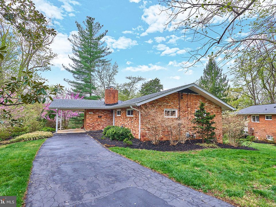 1st image of 5840 Doris Pl