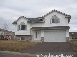 500 Park Brook Rd, Isanti, MN 55040