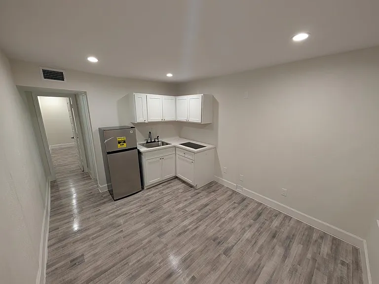 7212 Corpus Christi St #D — Photo 10