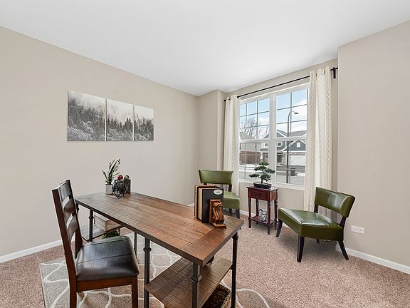 4th image of 1525 Fir Ln