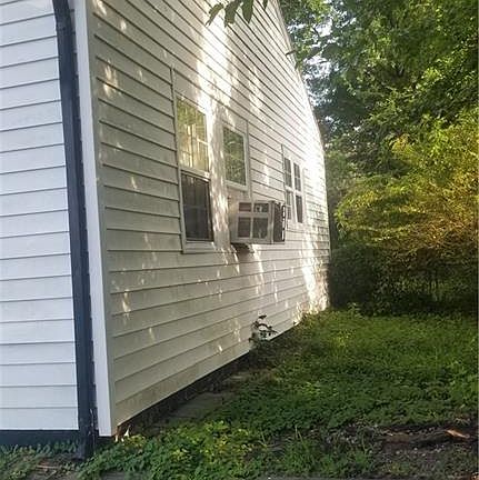 3rd image of 5 E Laburnum Ave