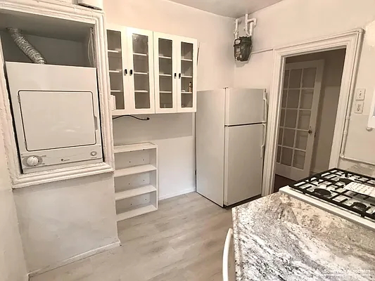 Rented by Sovereign Associates | media 18