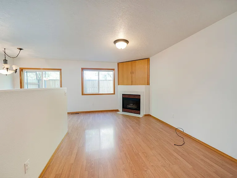 16971 SE Ankeny St — Photo 6