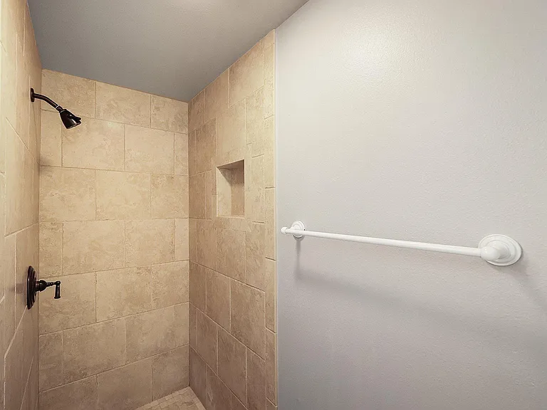 4256 Country Woods Ct — Photo 21