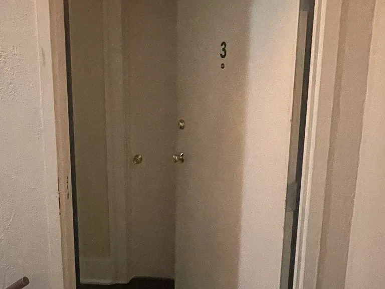 220 E Toronto Ave #3 — Photo 7