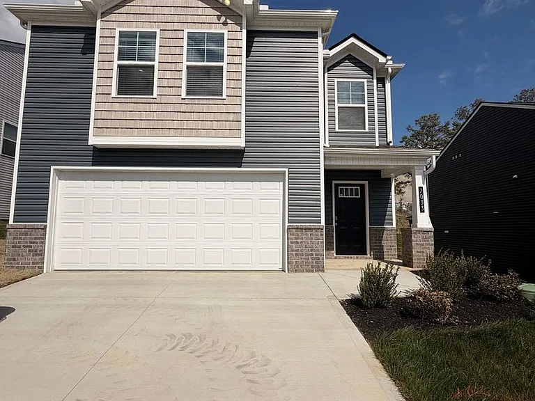 7033 Randleman Dr — Photo 1