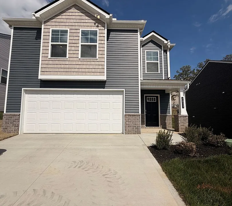 7033 Randleman Dr