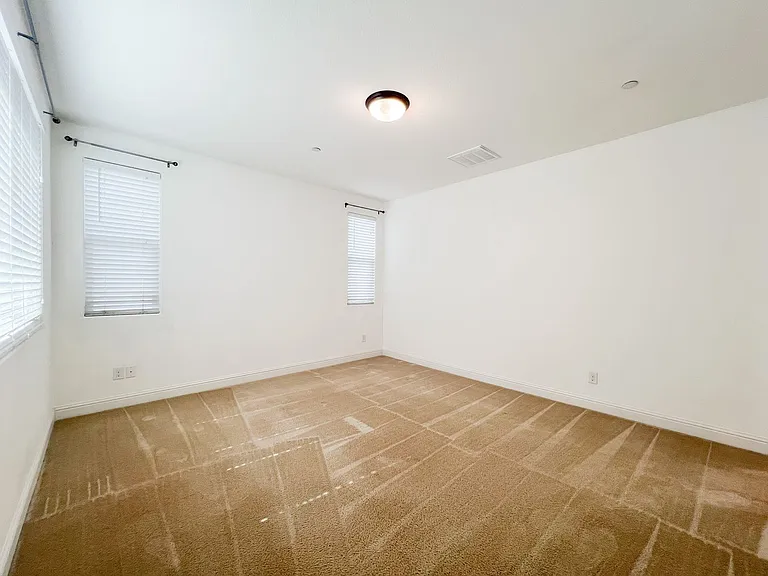 8428 Amber Valley Ln — Photo 38
