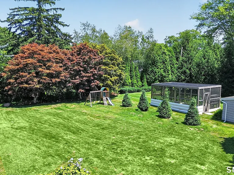 42 Treadwell Ave — Photo 32