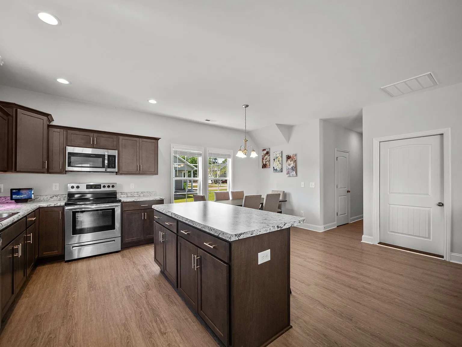 516 Poults Drive - 1 — Photo 4