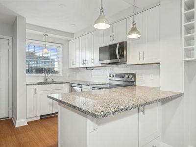 256 Washington Boulevard APT 10, Stamford, CT, 06902