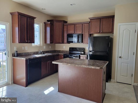 4th image of 20544 Asheville Dr