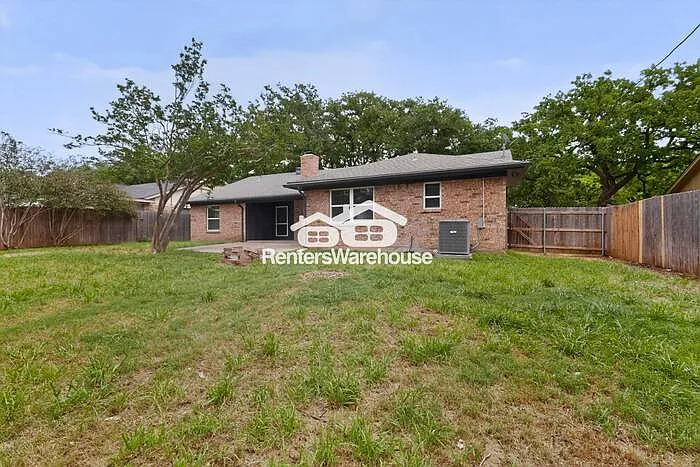 733 Ridgewood Cir — Photo 45