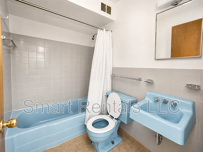 4277 Chippewa St #1 — Photo 4