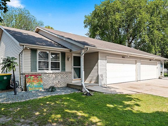 2nd image of 1022 Coppens Rd