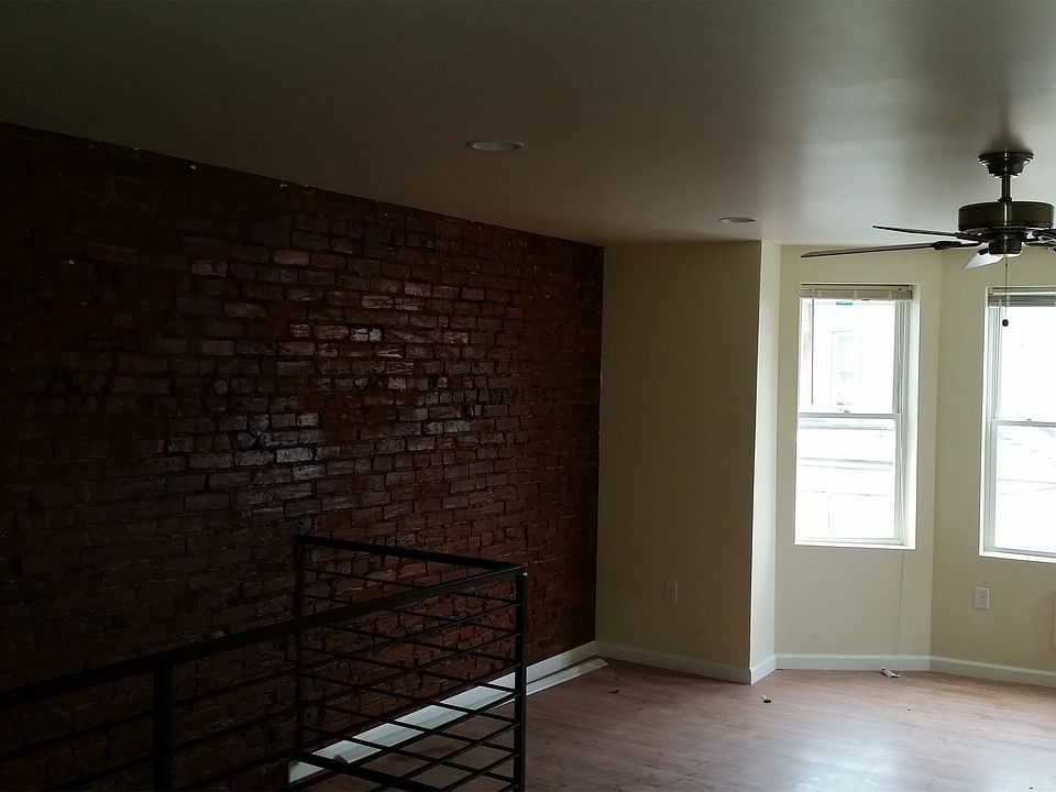 1st image of 3557 Jasper St