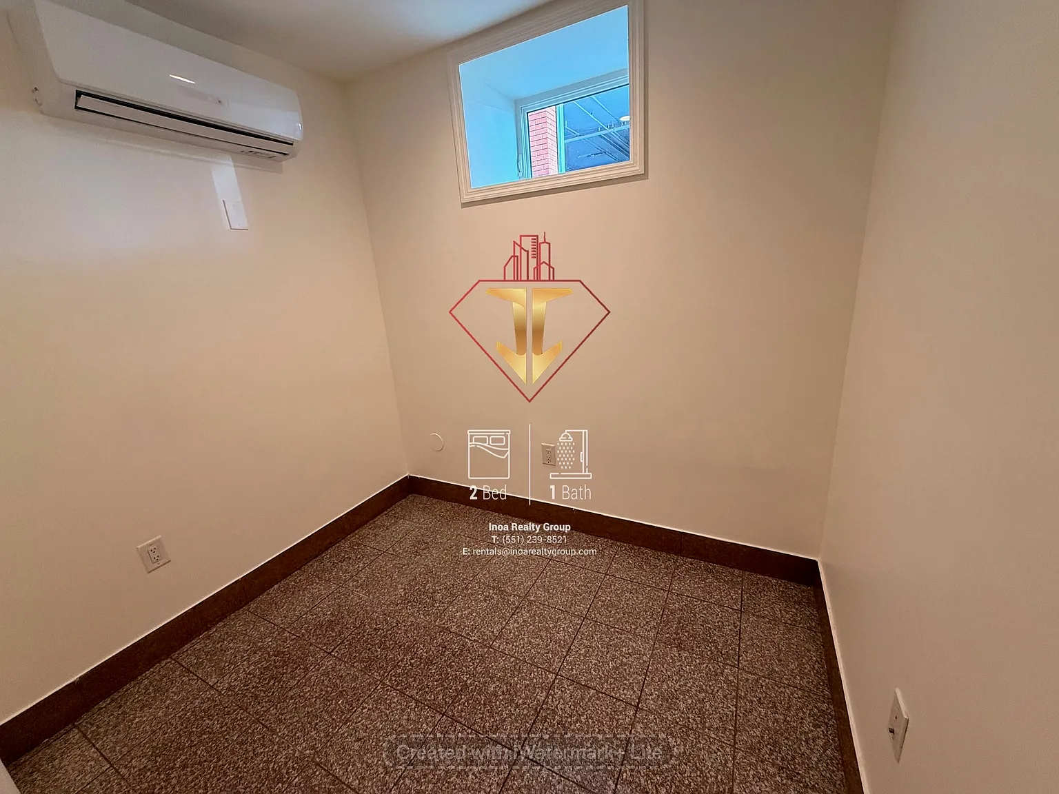 2 bed, 900 sqft, $2,000 — Photo 2