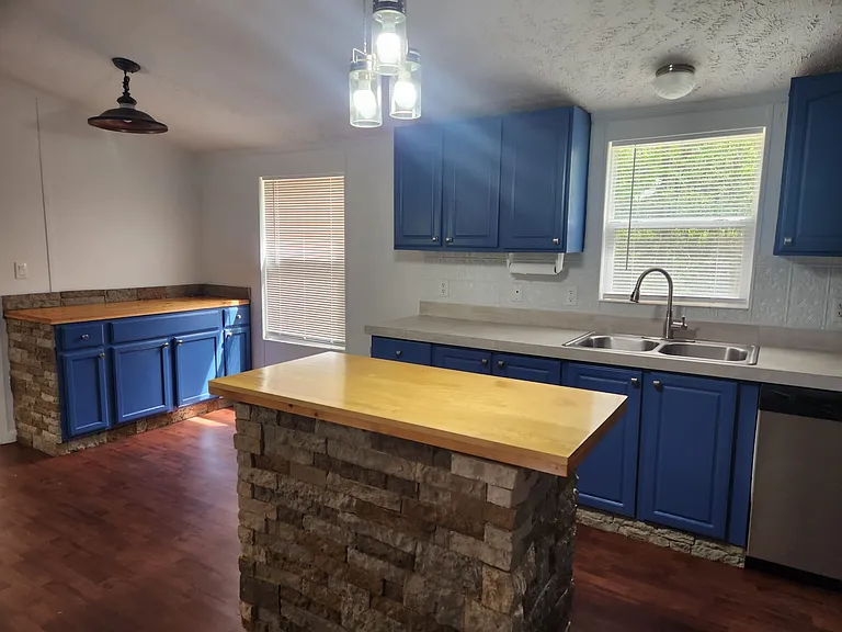 1630A Lake Cunningham Rd — Photo 12
