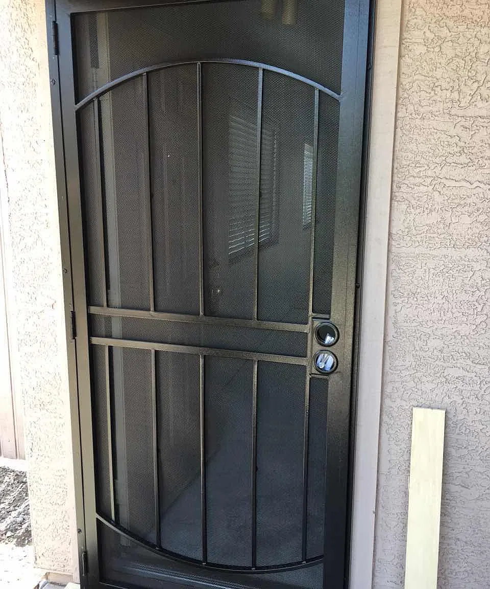 3 bed, 2.0 bath, 1091 sqft, $1,788 — Photo 3