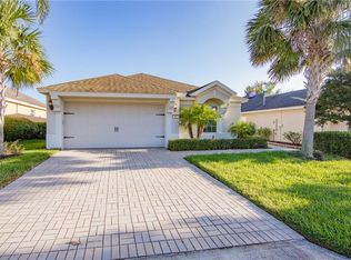 512 Arena Dr, Davenport, FL 33837