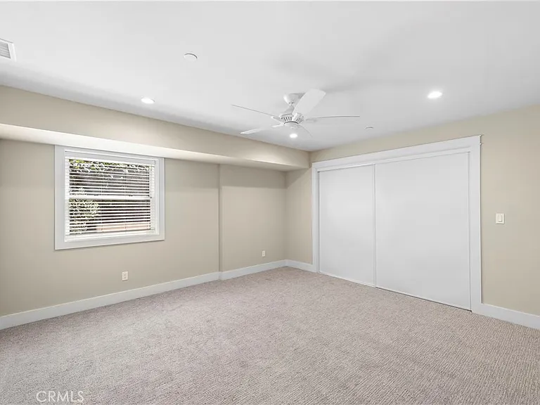 826 Cliff Dr #LOWER — Photo 9