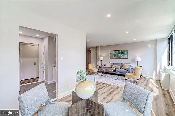 600 Roosevelt Blvd #312 — Photo 10