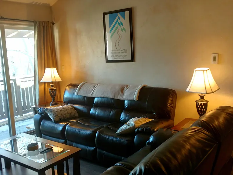 998 W Beaver Creek Blvd — Photo 1
