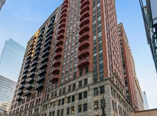 208 W Washington St APT 1909, Chicago, IL 60606