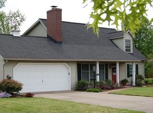 2919 Meadowgate Ct, Evansville, IN 47711