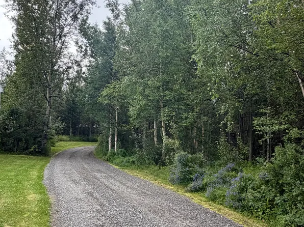 7880 E Cottrell Campus Dr, Palmer, AK 99645