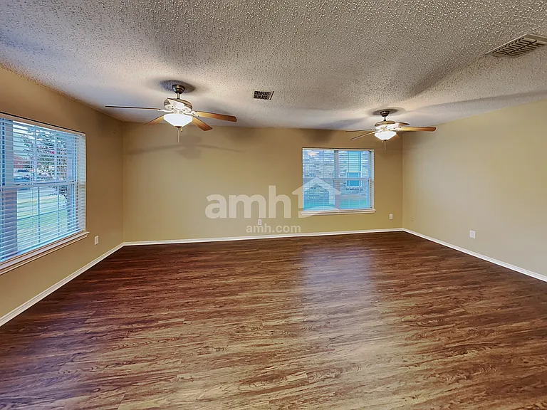 4652 Cool Ridge Ct — Photo 9