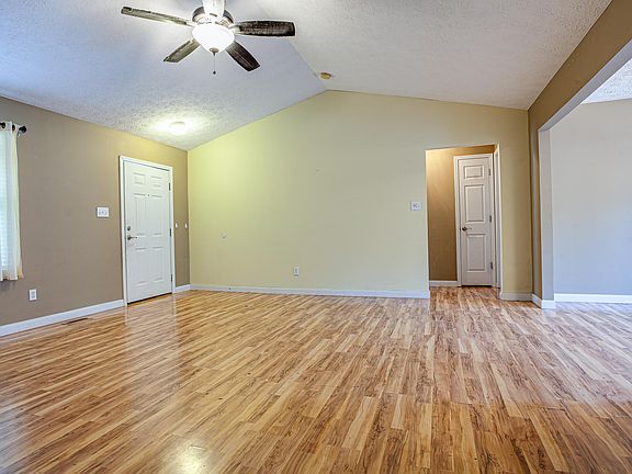 5th image of 2214 Cripple Oak Ln