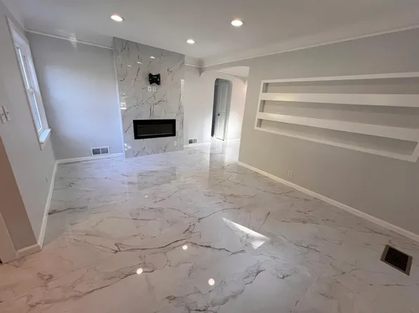 4806 Emerson Ave N, Minneapolis, MN 55430