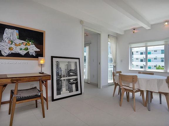 5th image of 325 Ocean Dr Unit 504/505