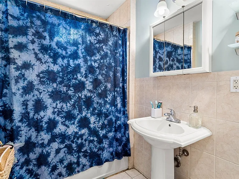 1021 Dorchester Ave #3 — Photo 9