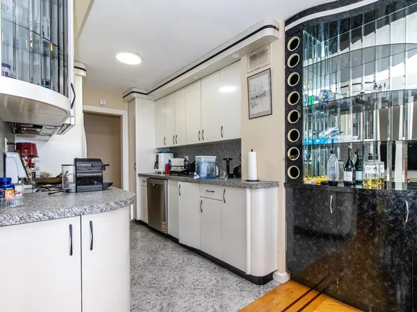 50 Brighton 1st Road image 10 of 30