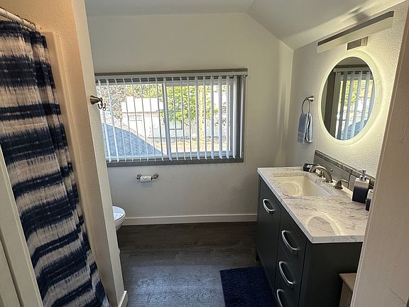 upstairs bathroom