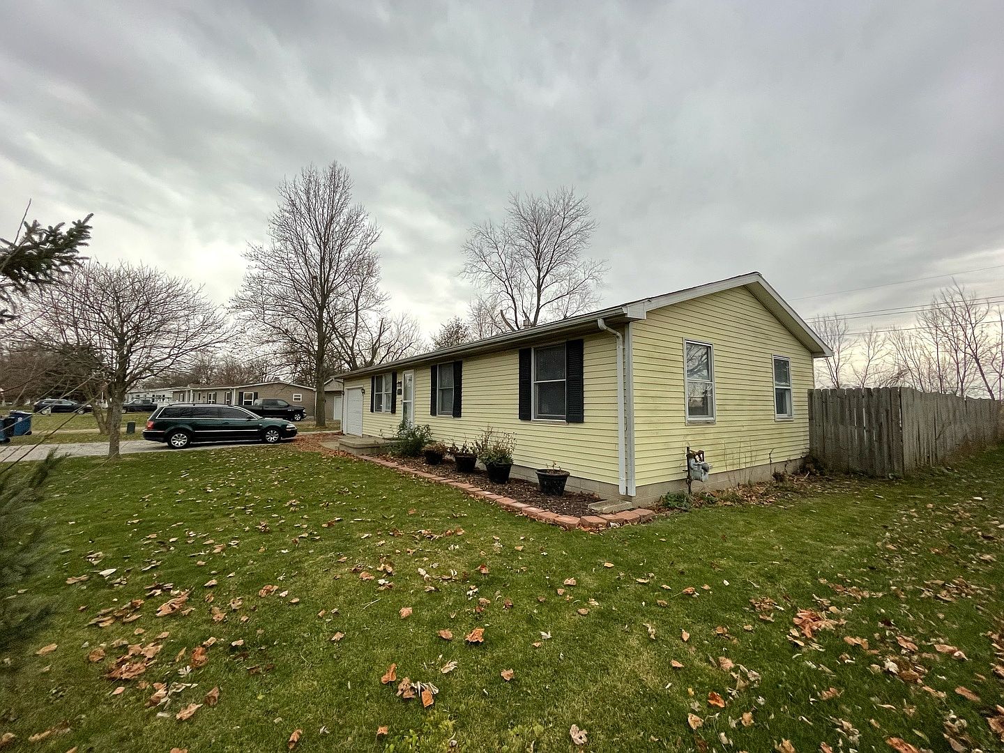 803 N Schluter St, Thomasboro, IL 61878 Zillow