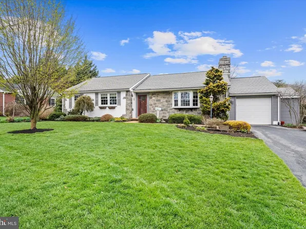 47 Paschall Rd, Wilmington, DE 19803