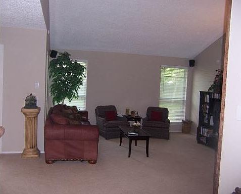 2nd image of 3031 HEIDI DR