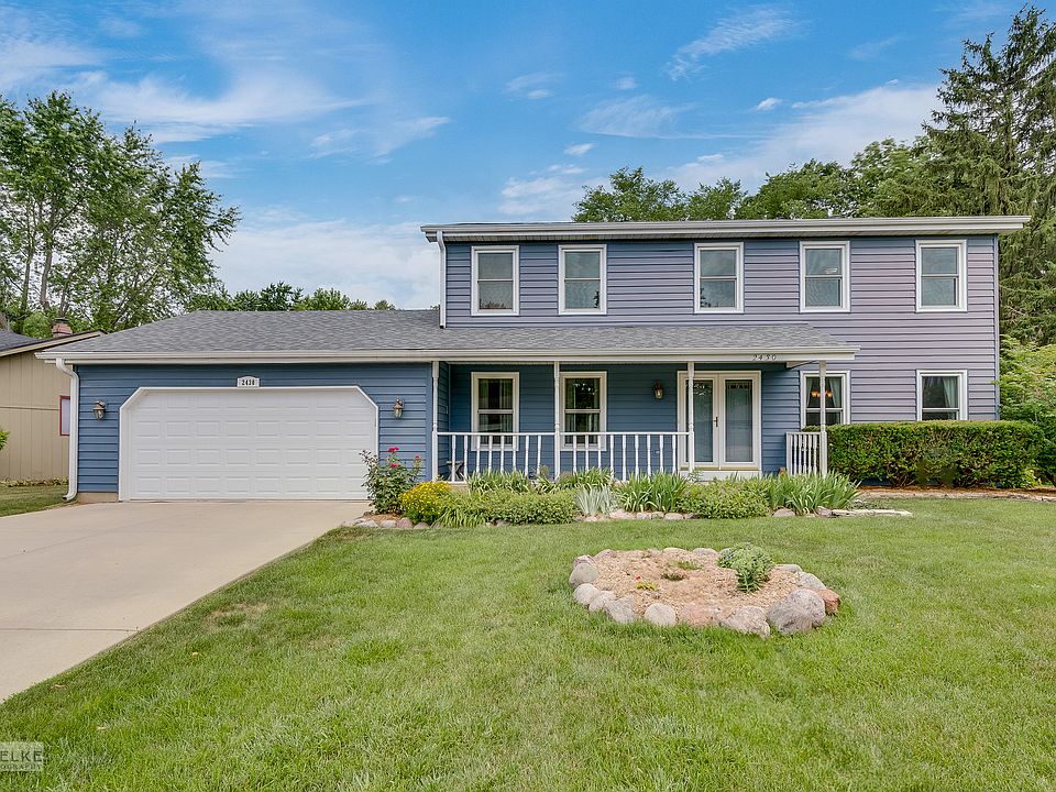1st image of 2430 Lakeside Dr