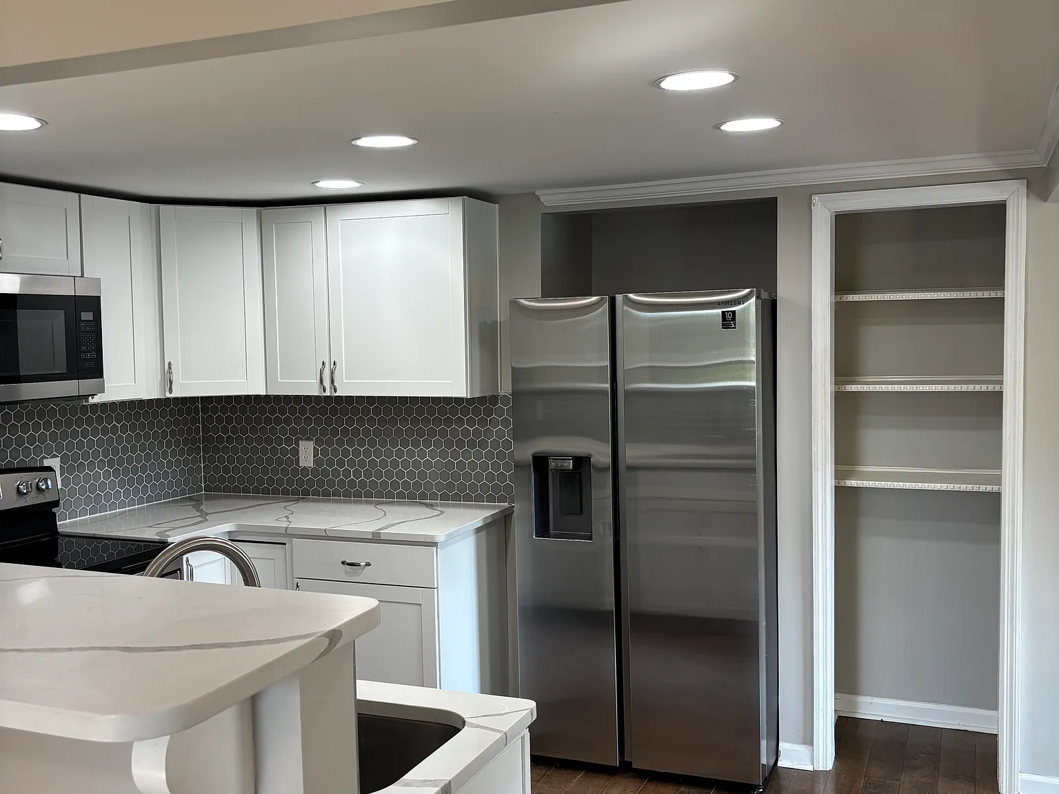 3315 Borders St — Photo 4