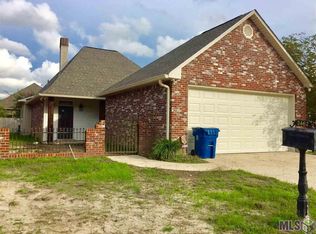 2462 Sherry St, Denham Springs, LA 70726