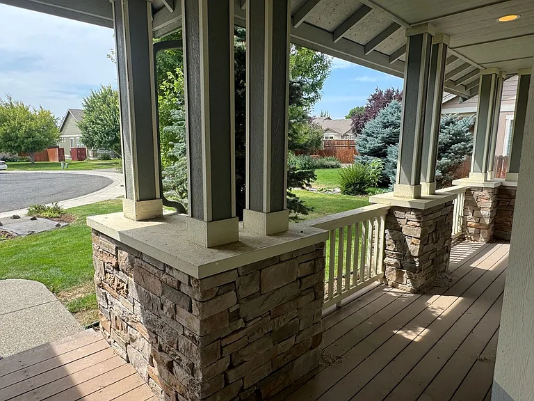 1707 E Ashford Way — Photo 15